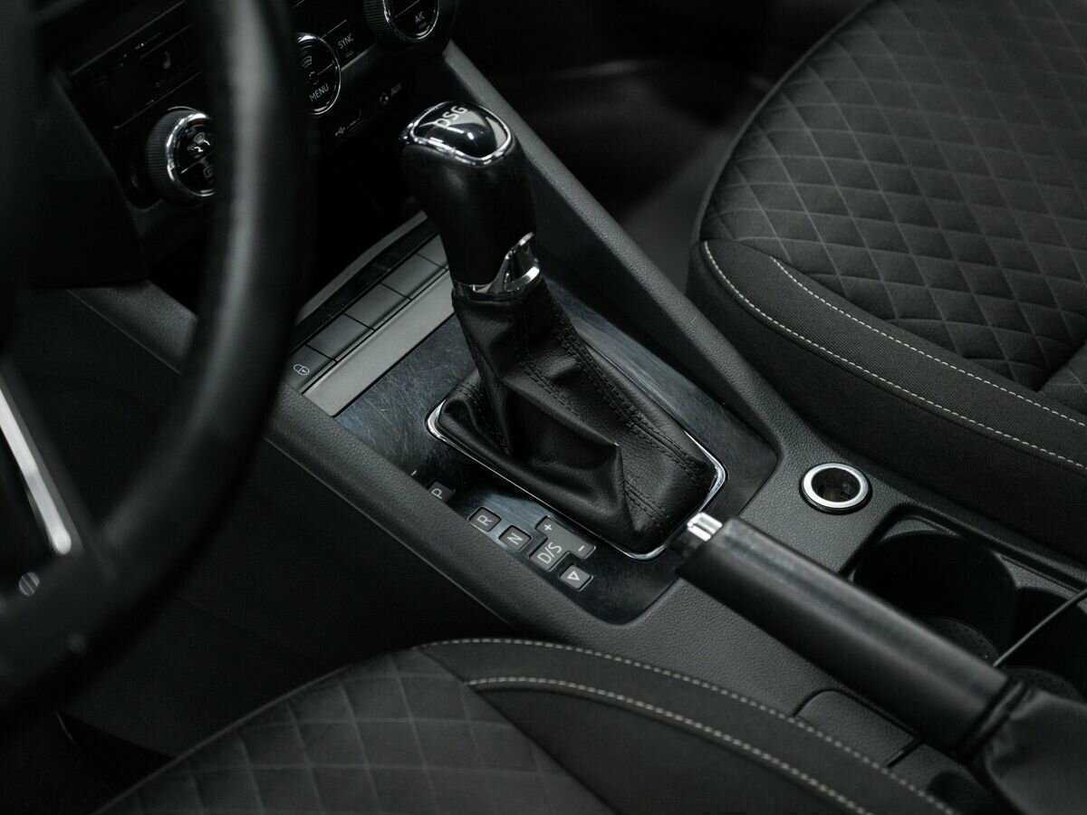 Б/У Шкода Октавия 2017 года. Фото: #16