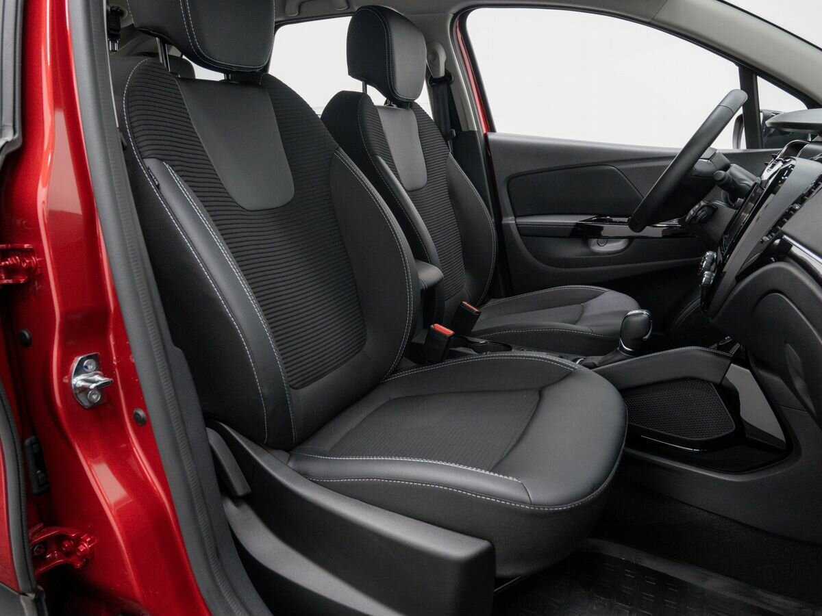 Б/У Рено Каптюр 2020 года. Фото: #7