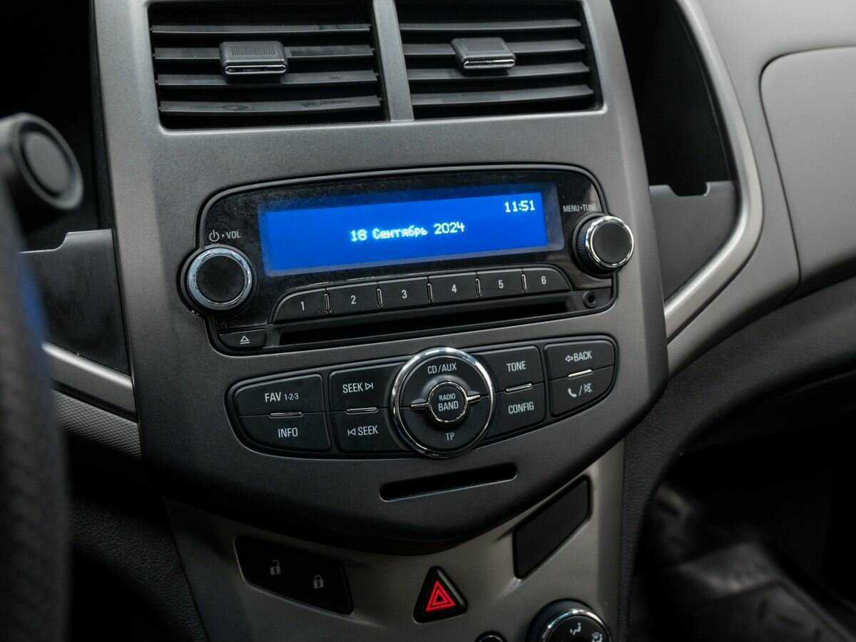 Б/У Шевроле Авео 2012 года. Фото: #15