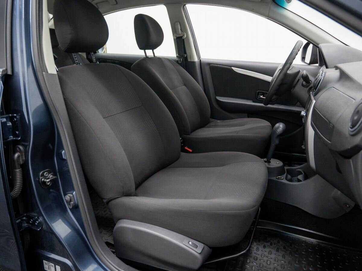 Б/У Ниссан Альмера 2013 года. Фото: #7