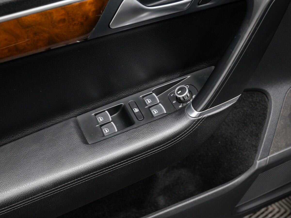 Б/У Фольксваген Пассат 2012 года. Фото: #14