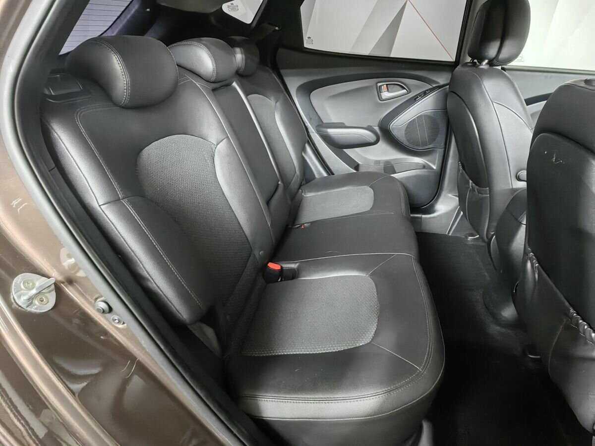 Б/У Хендай ай-икс35 2013 года. Фото: #9