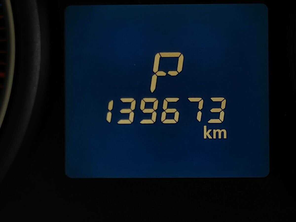 Б/У Митсубиши Оутлэндер 2012 года. Фото: #15