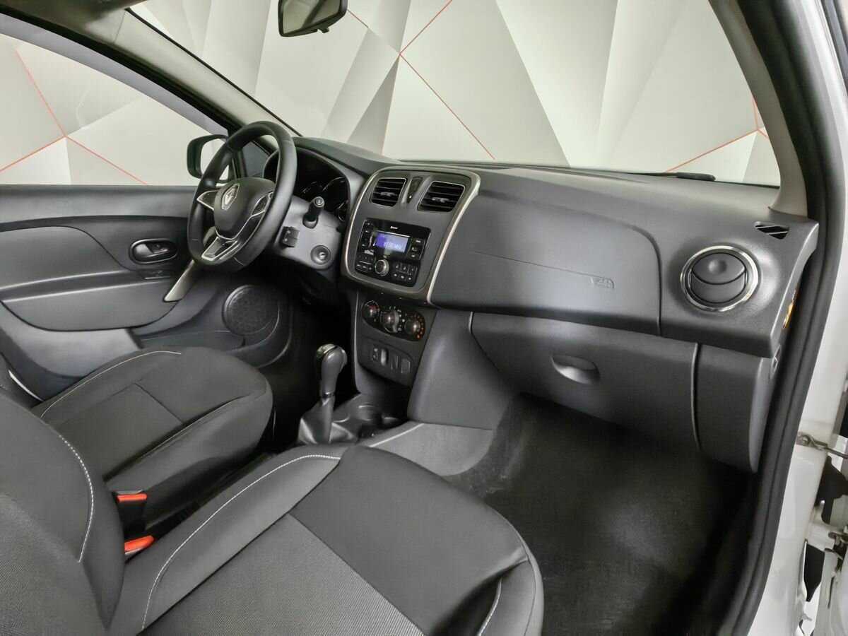 Б/У Рено Сандеро 2019 года. Фото: #8