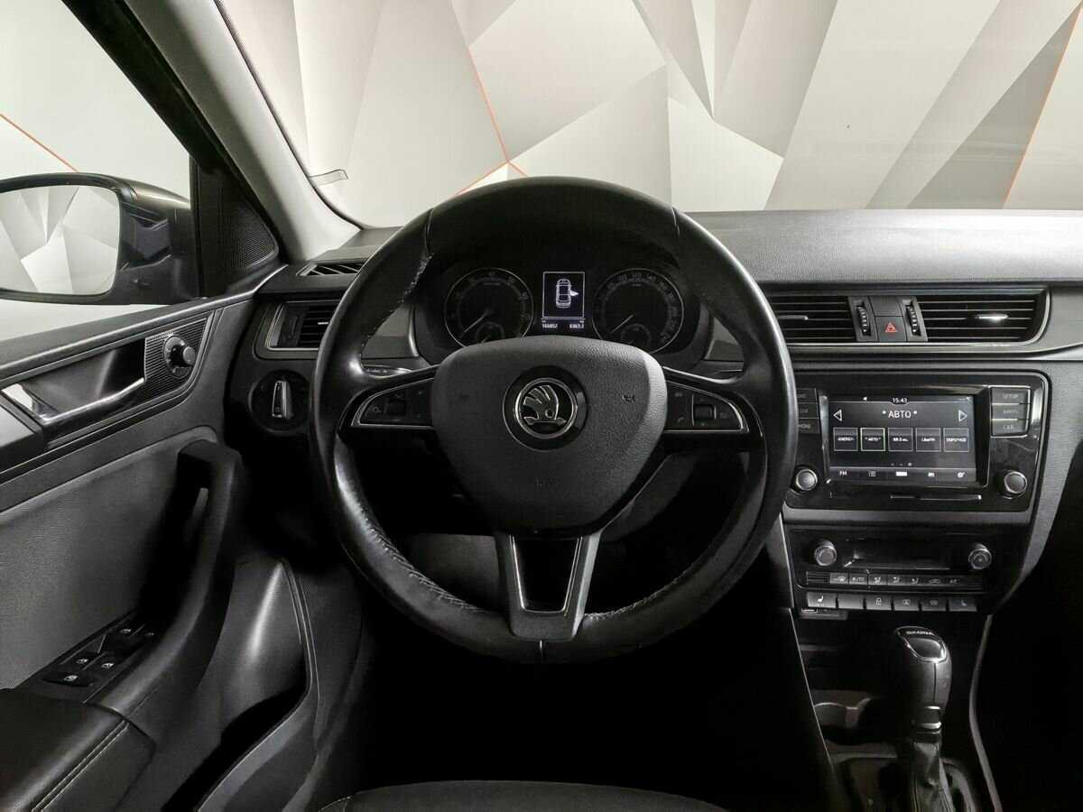 Б/У Шкода Рапид 2018 года. Фото: #14