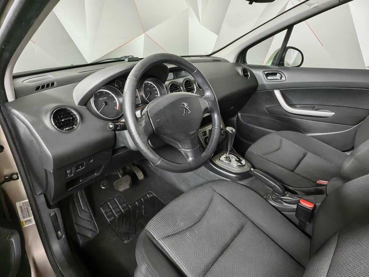 Б/У Пежо 408 2014 года. Фото: #13