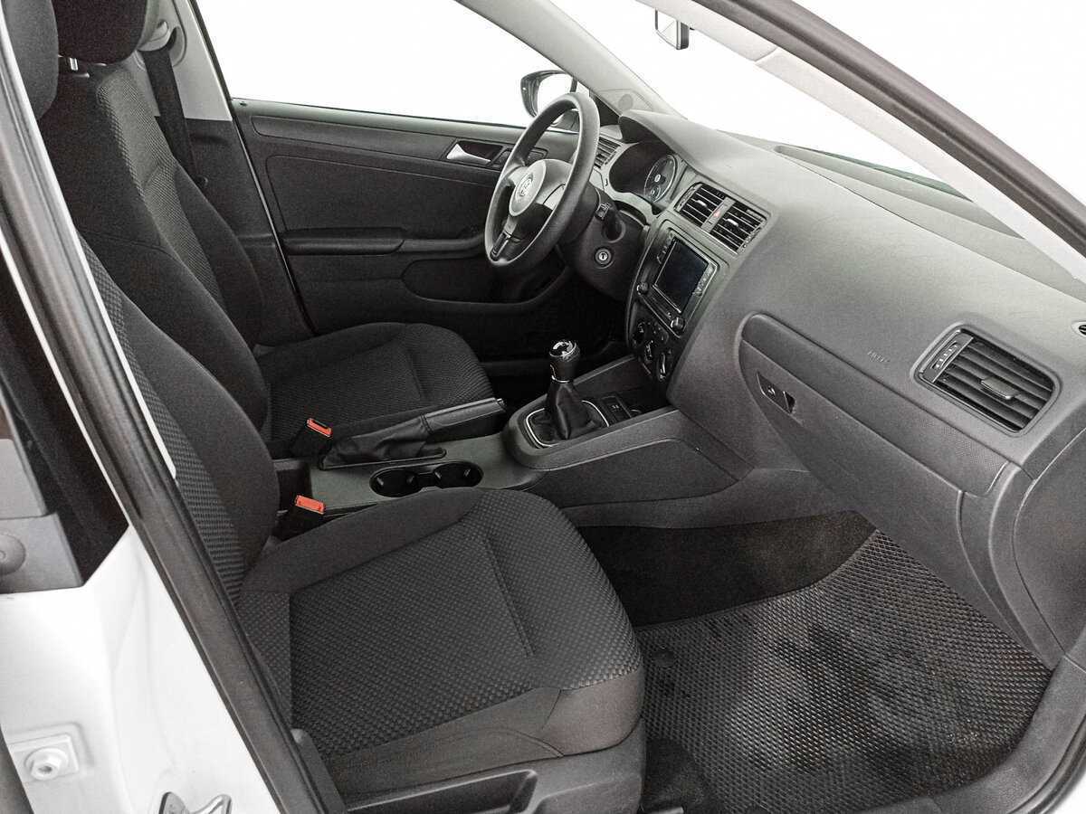 Б/У Фольксваген Джетта 2014 года. Фото: #10