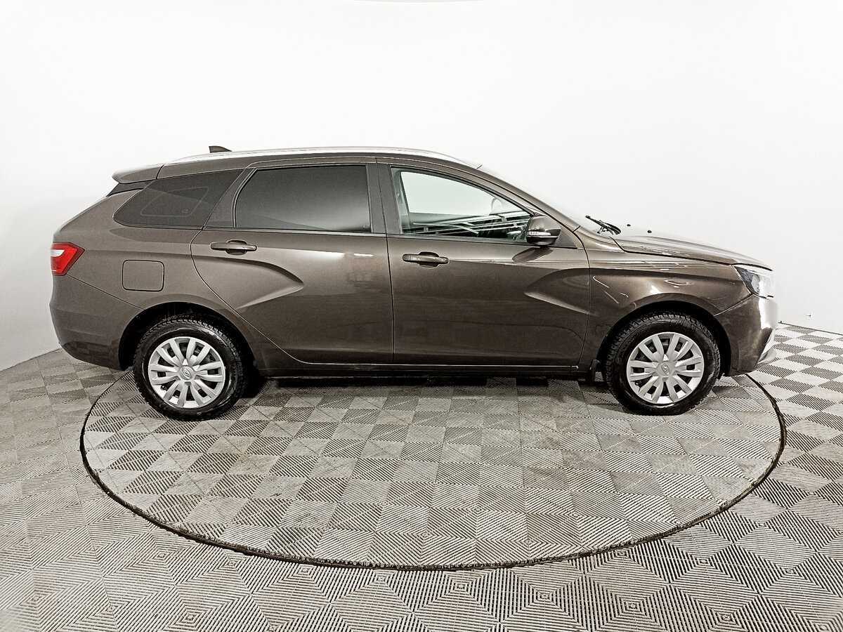 Б/У Лада (ВАЗ) Веста 2021 года. Фото: #3