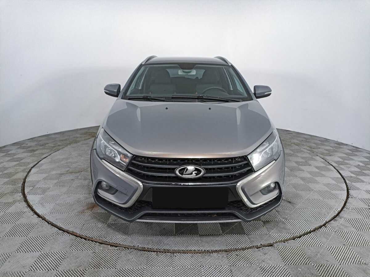 Б/У Лада (ВАЗ) Веста 2017 года. Фото: #1