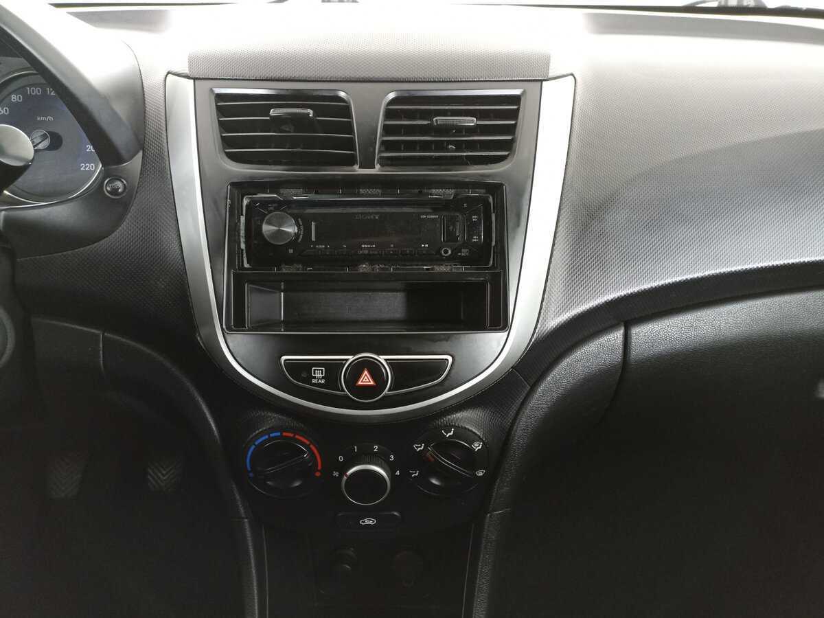 Б/У Хендай Солярис 2013 года. Фото: #9