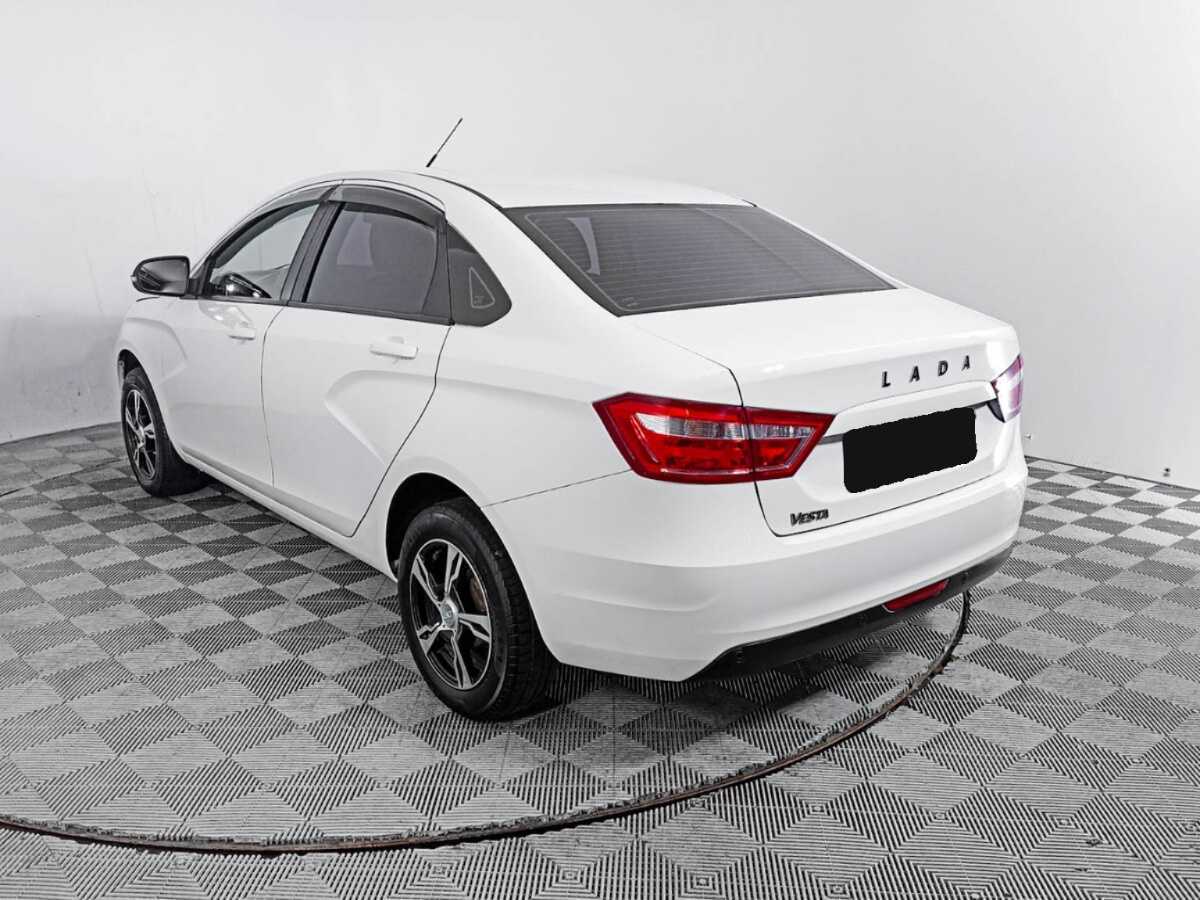 Б/У Лада (ВАЗ) Веста 2017 года. Фото: #6