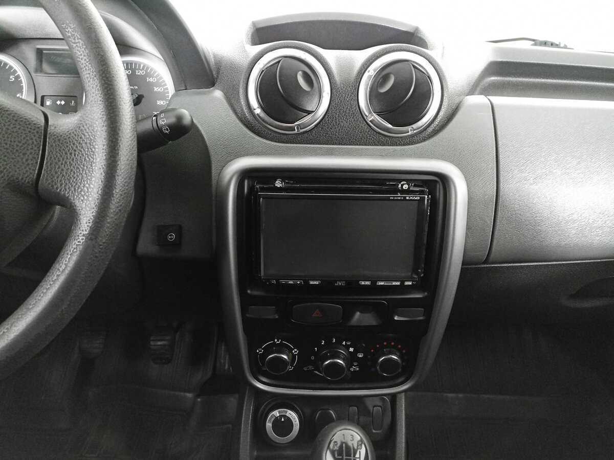 Б/У Рено Дастер 2014 года. Фото: #12