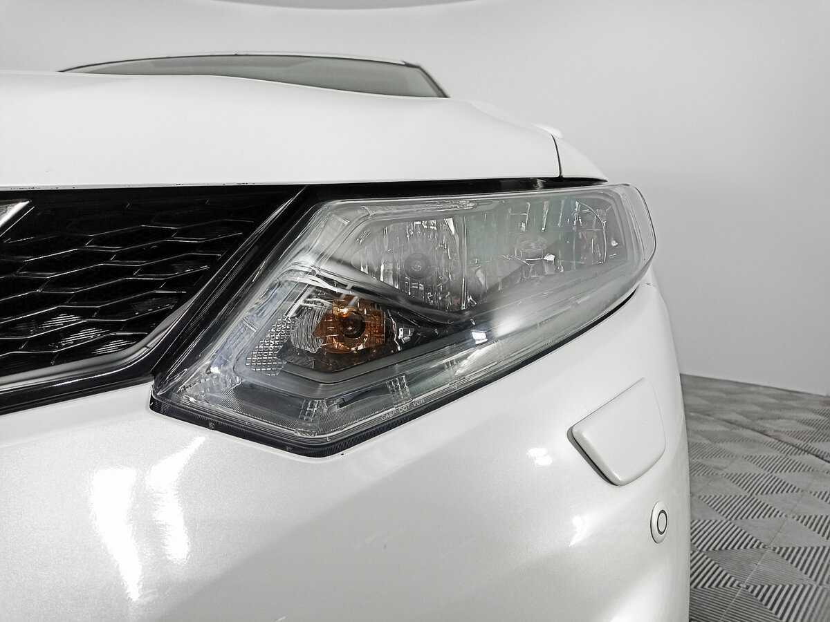 Б/У Ниссан Икс-Трейл 2016 года. Фото: #16