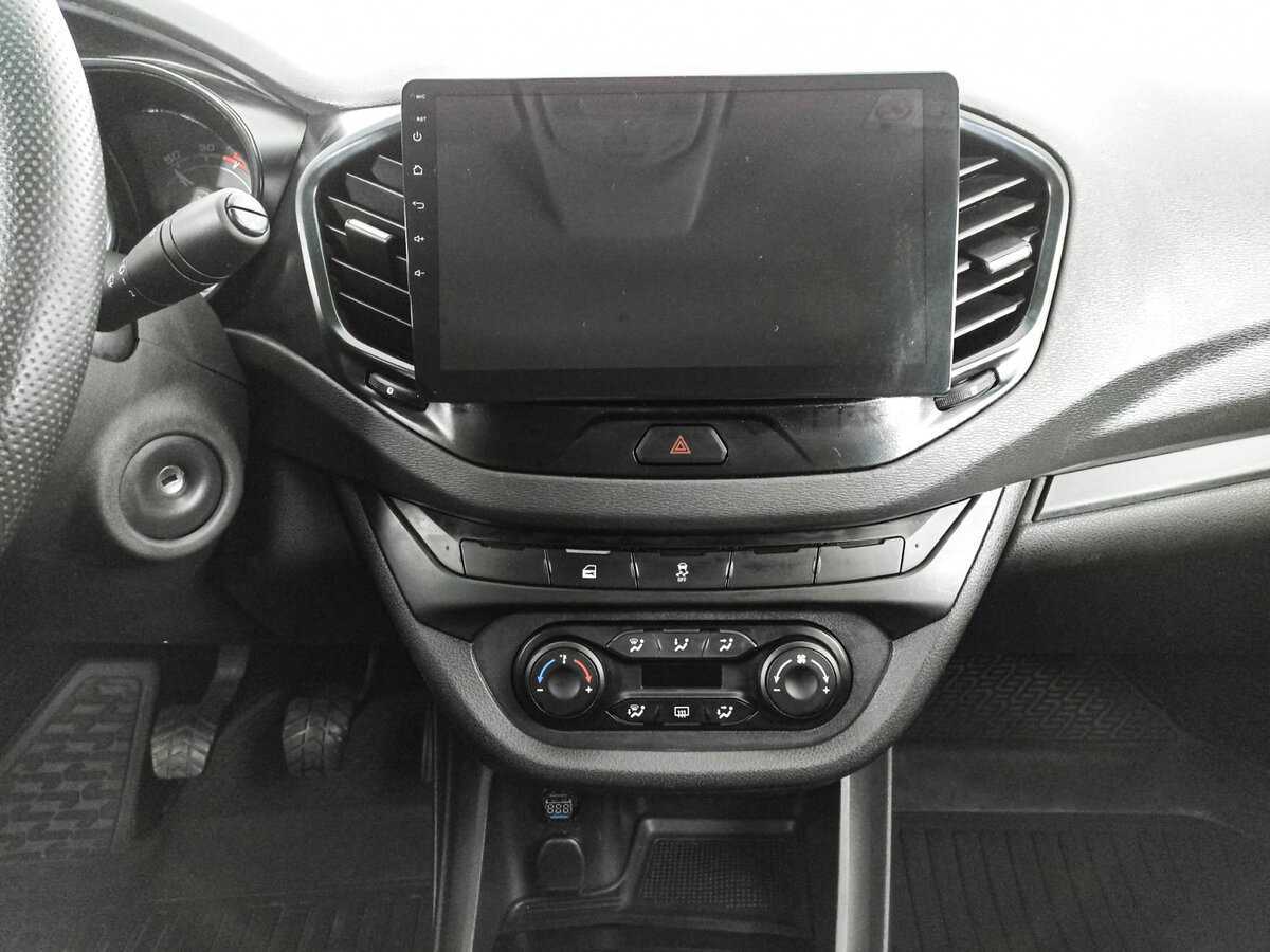 Б/У Лада (ВАЗ) Веста 2017 года. Фото: #12