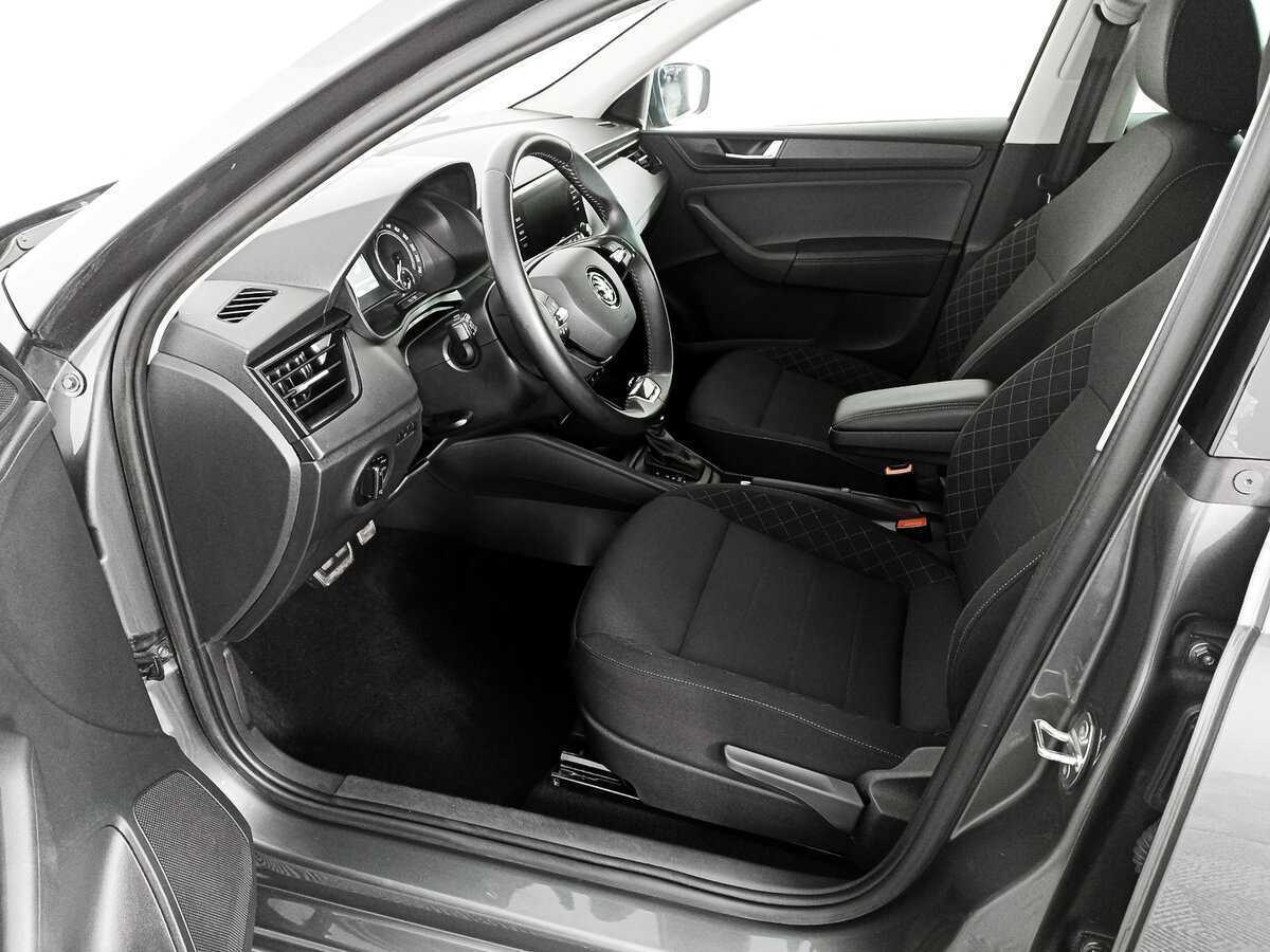 Б/У Шкода Рапид 2021 года. Фото: #13