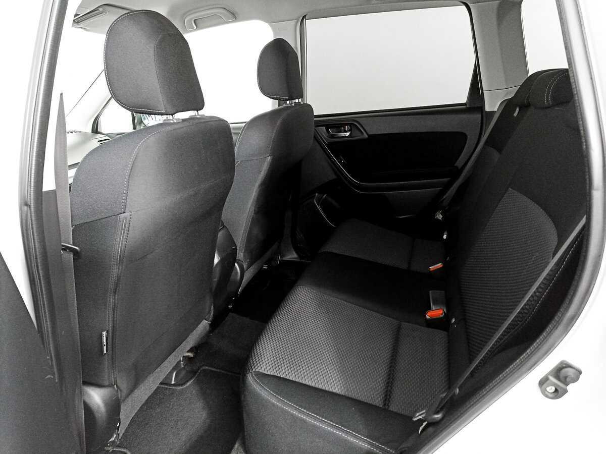 Б/У Субару Форестер 2013 года. Фото: #9