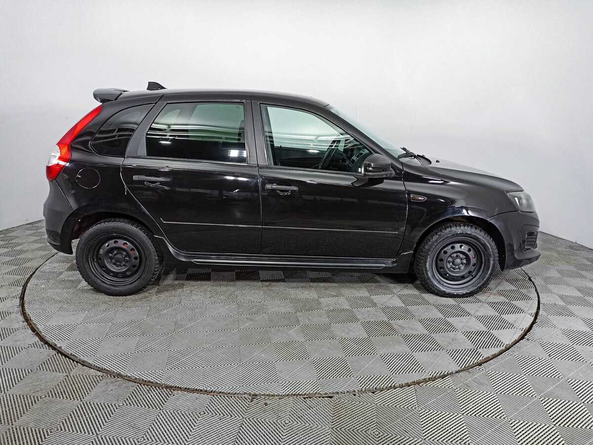 Б/У Лада (ВАЗ) Калина 2017 года. Фото: #3