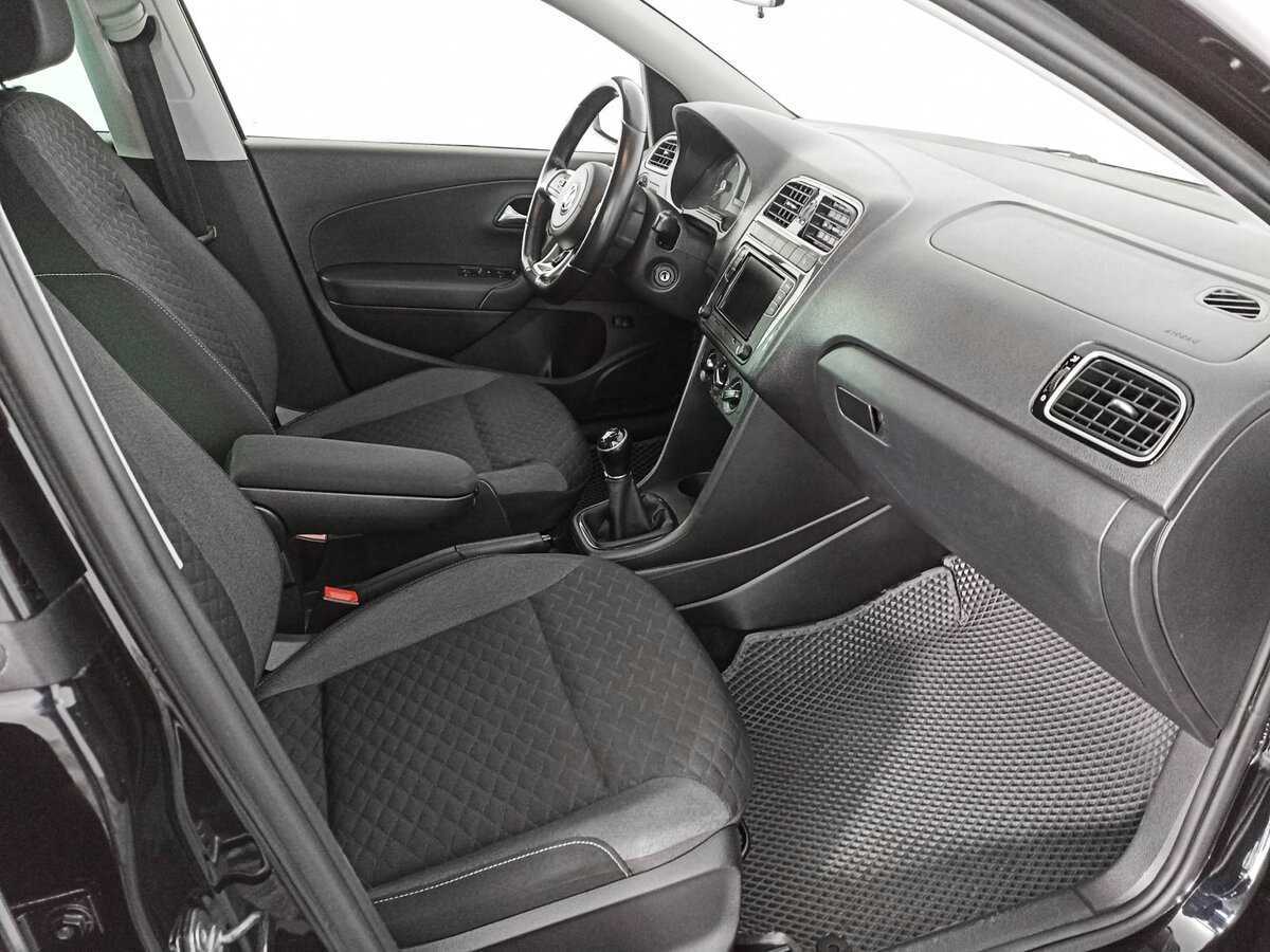 Б/У Фольксваген Поло 2018 года. Фото: #8