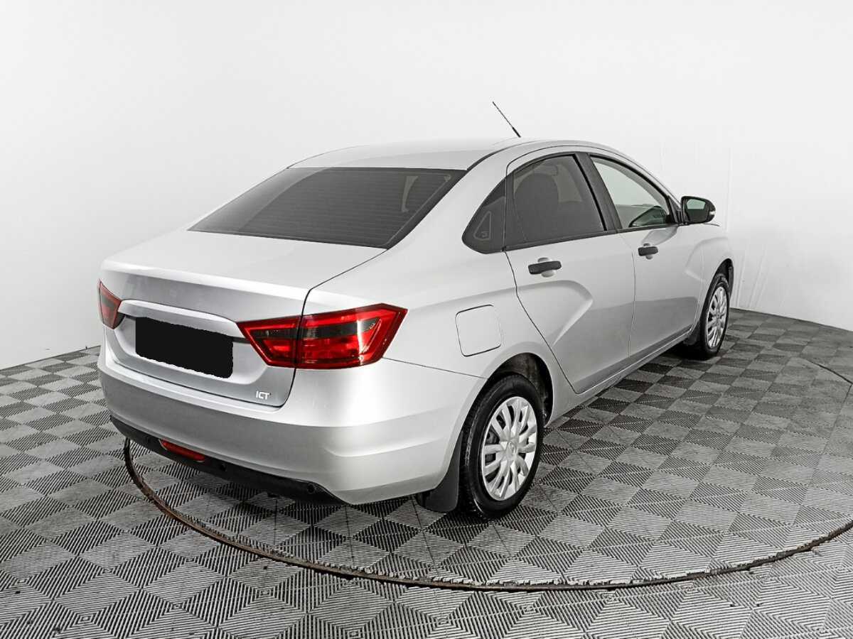 Б/У Лада (ВАЗ) Веста 2018 года. Фото: #4