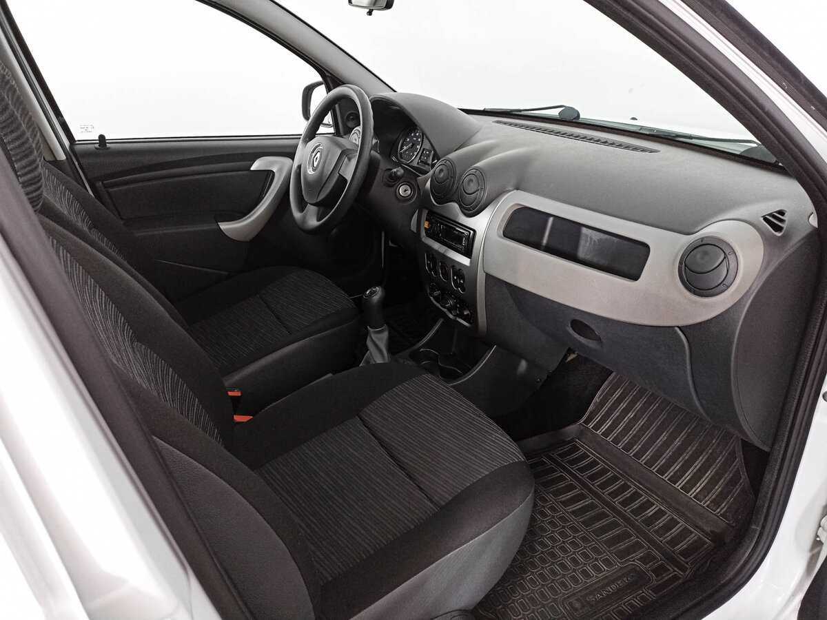 Б/У Рено Сандеро 2014 года. Фото: #7