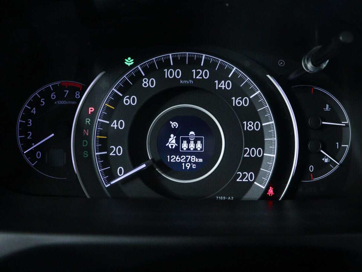 Б/У Хонда ЦР-В 2013 года. Фото: #10