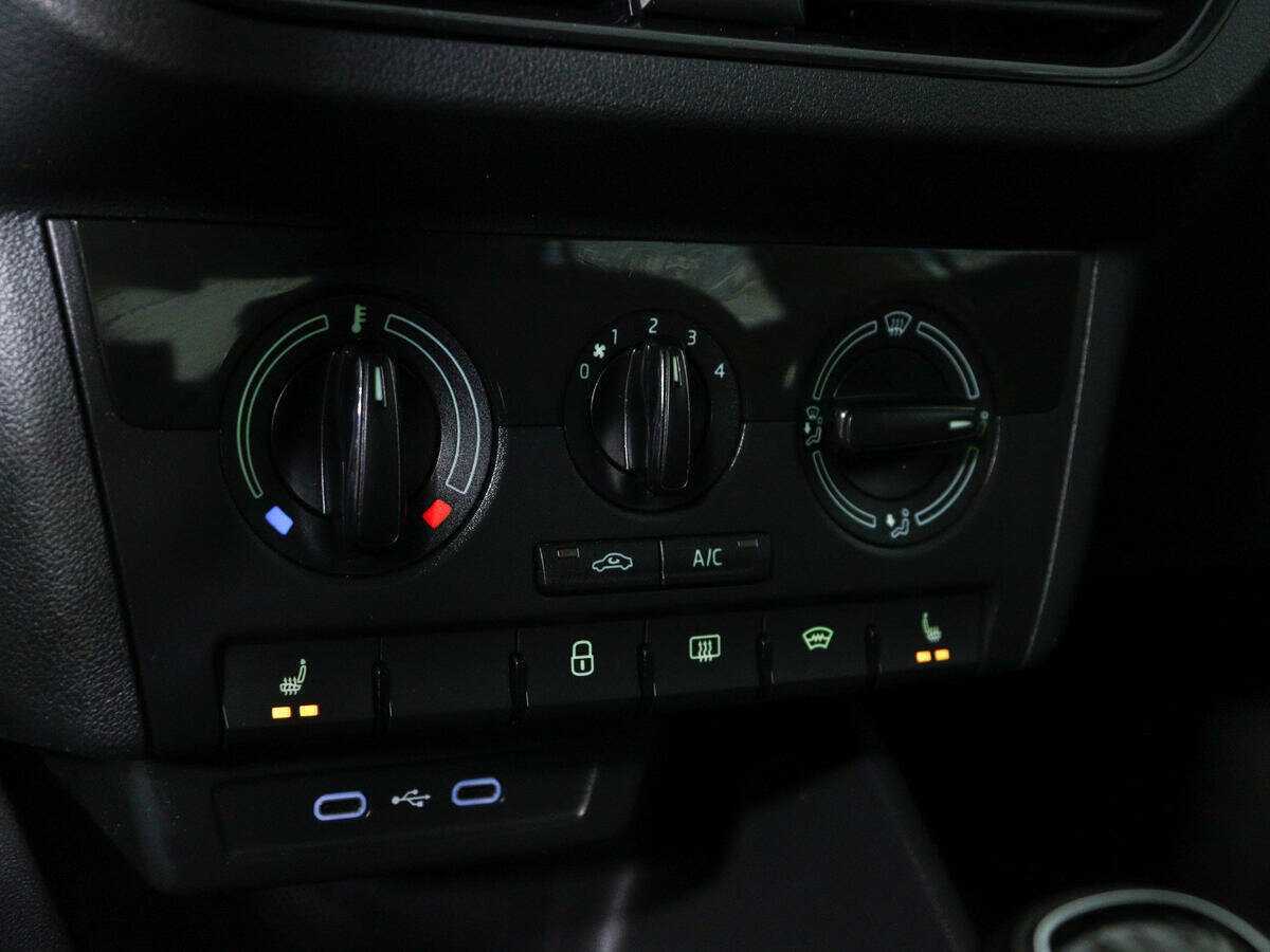 Б/У Шкода Рапид 2020 года. Фото: #14