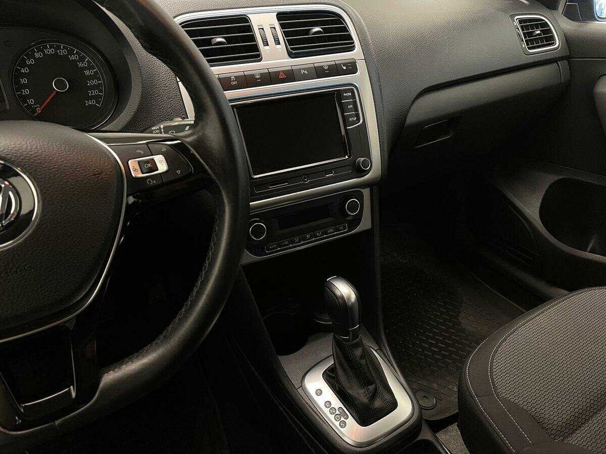 Б/У Фольксваген Поло 2018 года. Фото: #14