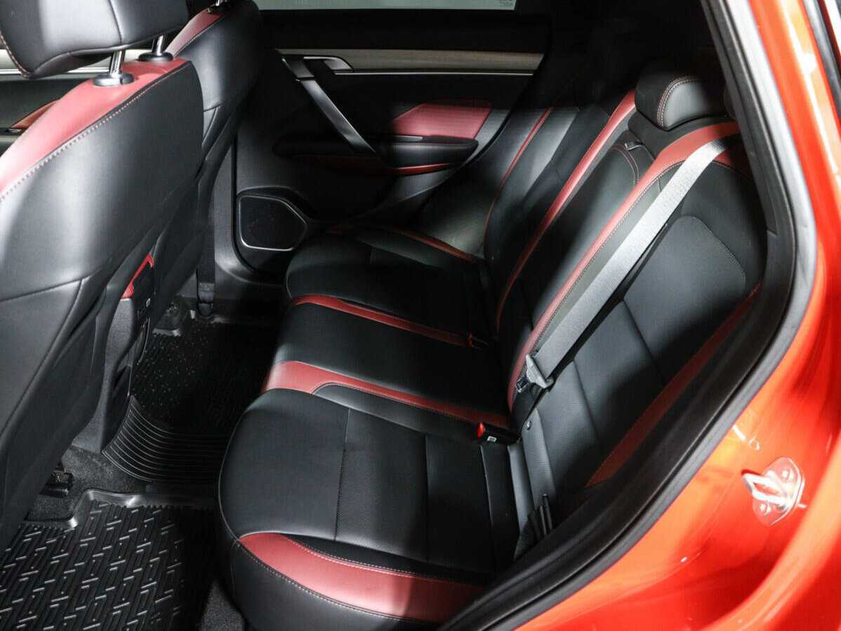 Б/У Джили Кулрэй 2022 года. Фото: #9