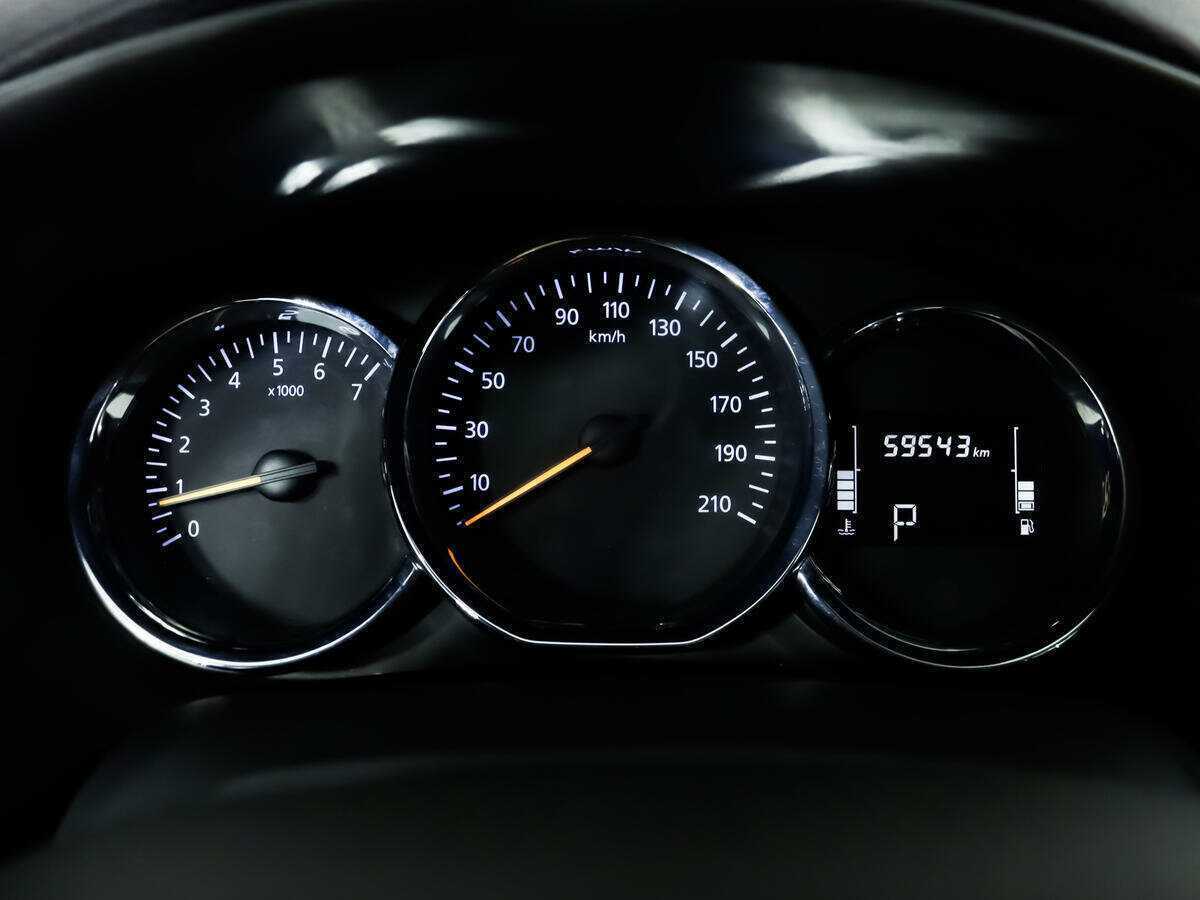 Б/У Рено Логан 2019 года. Фото: #9