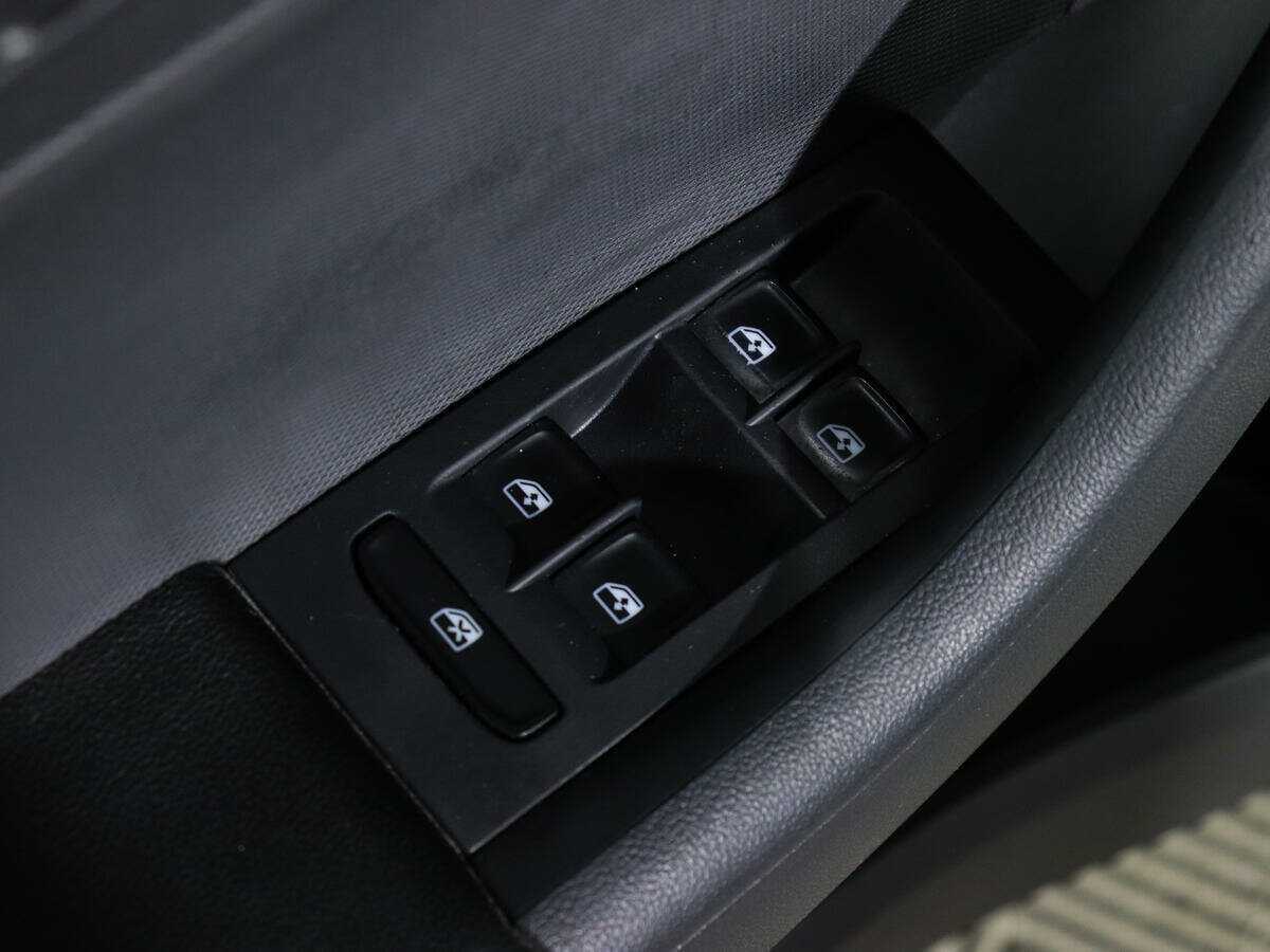 Б/У Шкода Рапид 2021 года. Фото: #13