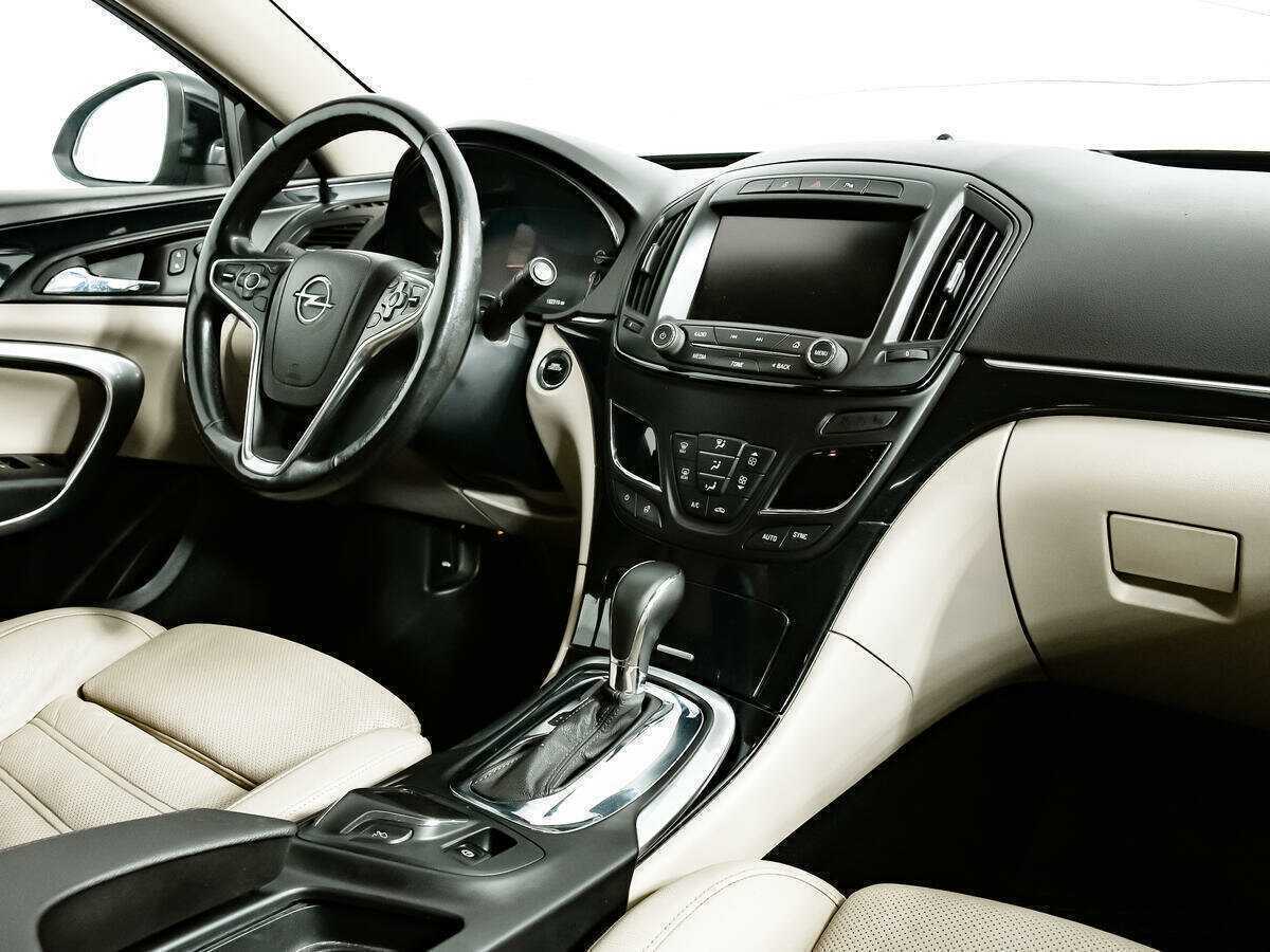 Б/У Опель Инсигния 2014 года. Фото: #6