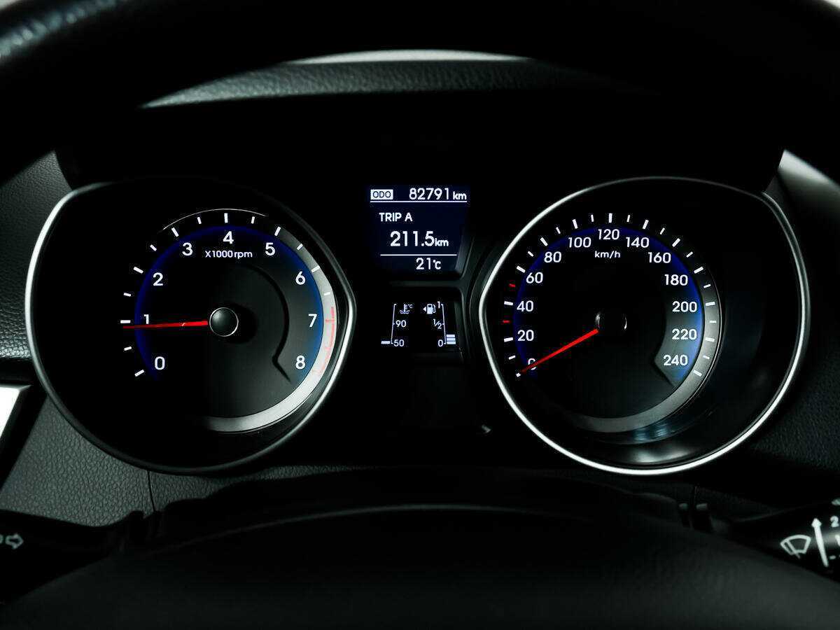 Б/У Хендай ай30 2014 года. Фото: #9