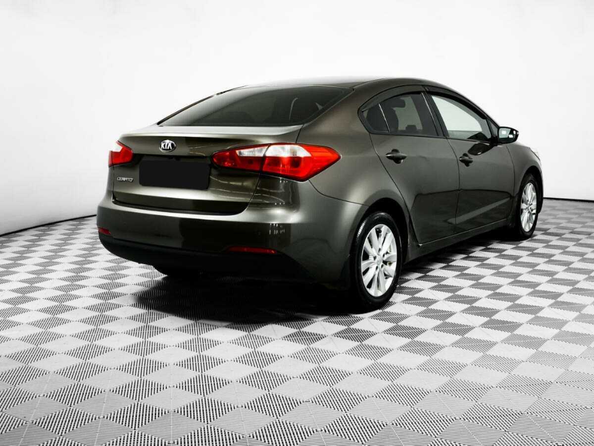 Б/У Киа Церато 2014 года. Фото: #4