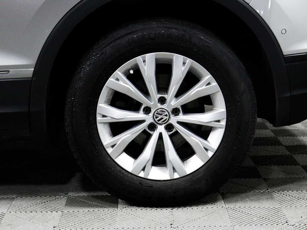 Б/У Фольксваген Тигуан 2016 года. Фото: #13