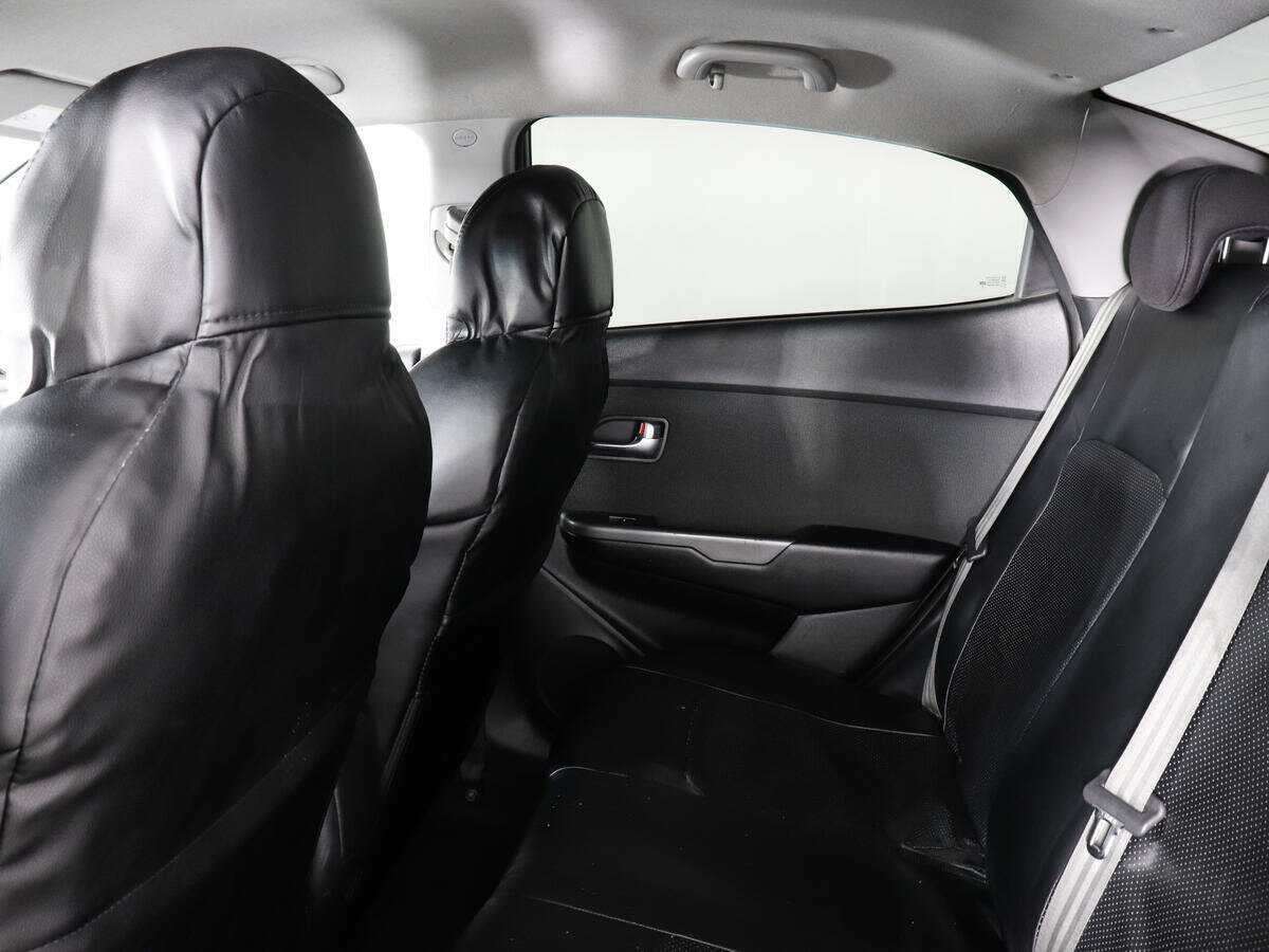 Б/У Киа Рио 2017 года. Фото: #11