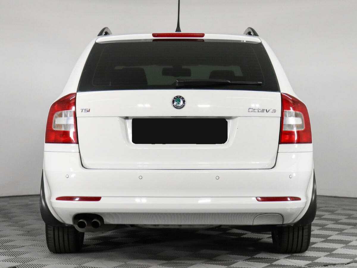 Б/У Шкода Октавия 2012 года. Фото: #5