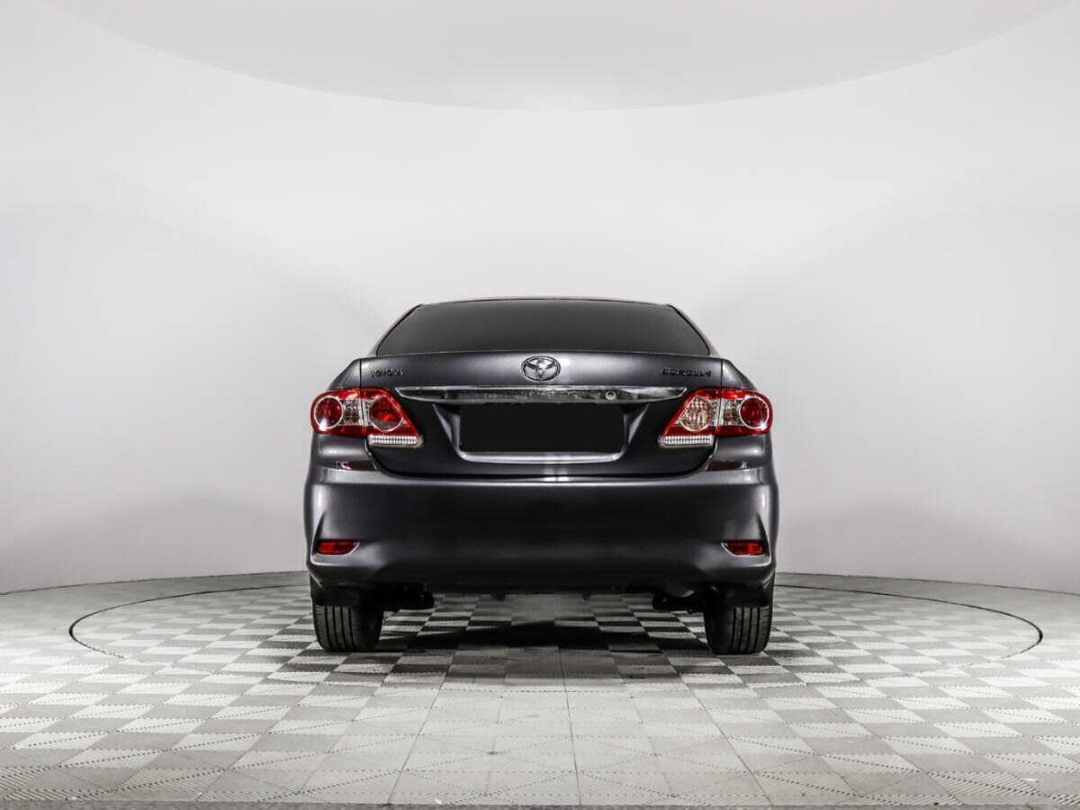 Б/У Тойота Королла 2012 года. Фото: #5