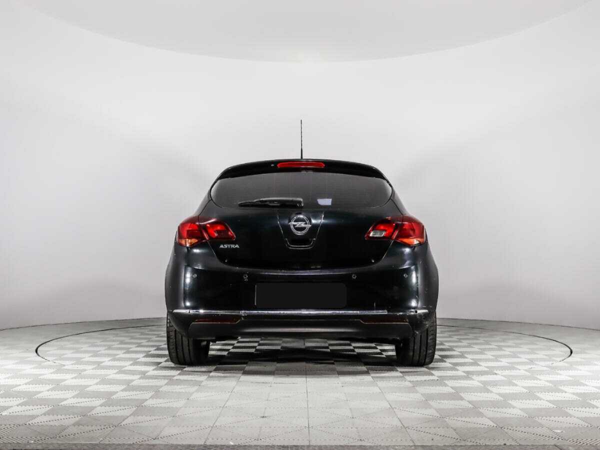 Б/У Опель Астра 2013 года. Фото: #5