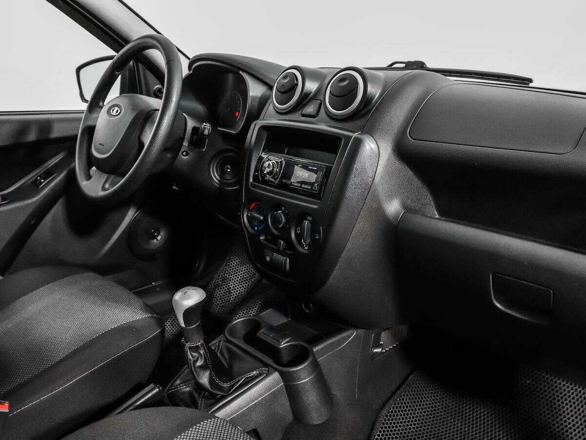 Б/У Лада (ВАЗ) Гранта 2015 года. Фото: #10