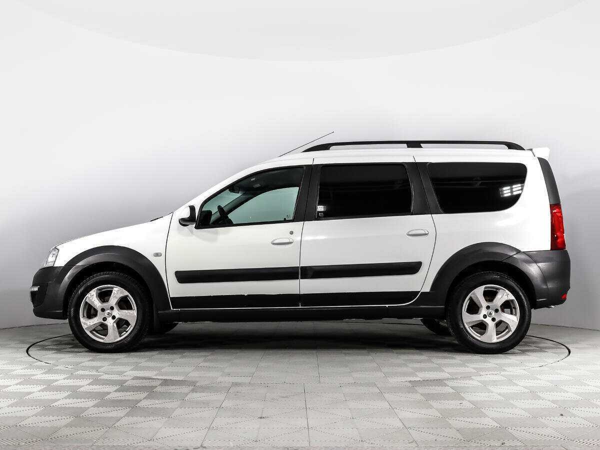 Б/У Лада (ВАЗ) Ларгус 2015 года. Фото: #7