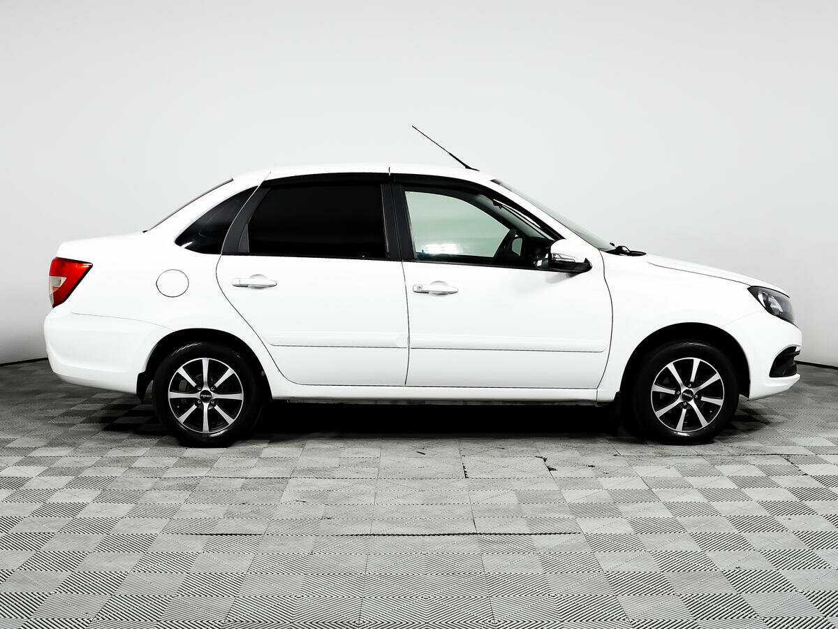 Б/У Лада (ВАЗ) Гранта 2020 года. Фото: #3