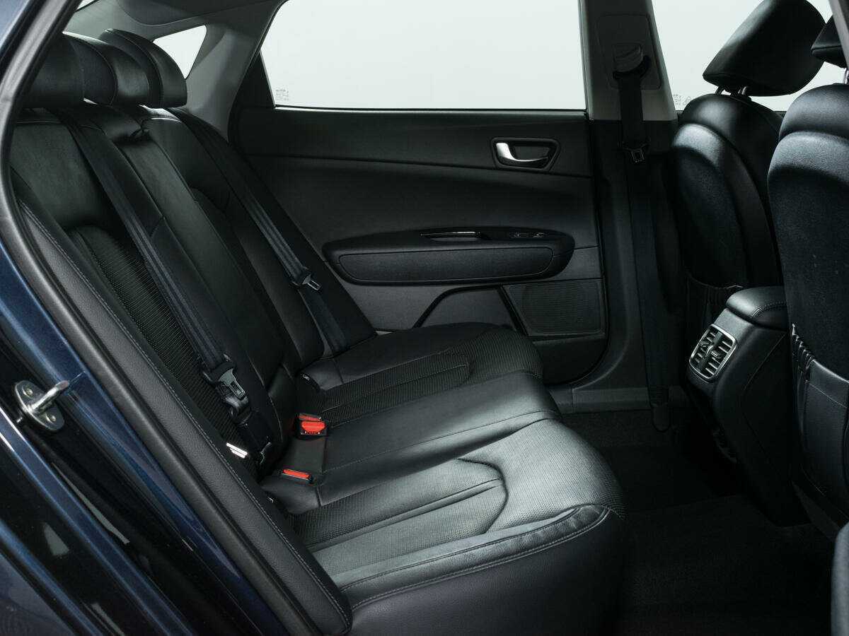 Б/У Киа Оптима 2018 года. Фото: #12