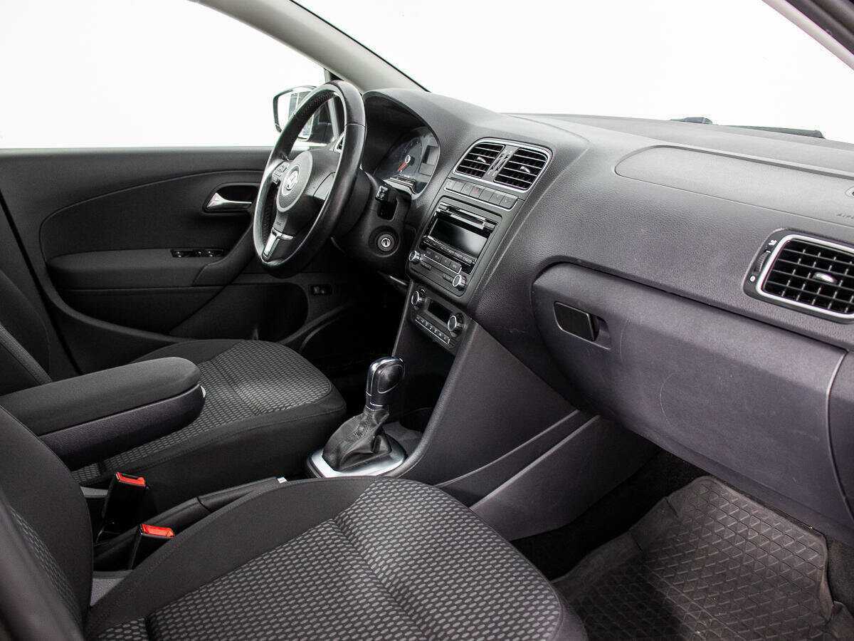 Б/У Фольксваген Поло 2012 года. Фото: #8