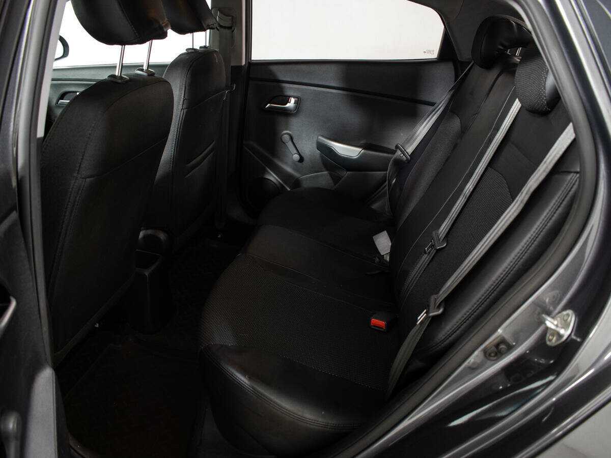 Б/У Киа Рио 2015 года. Фото: #7