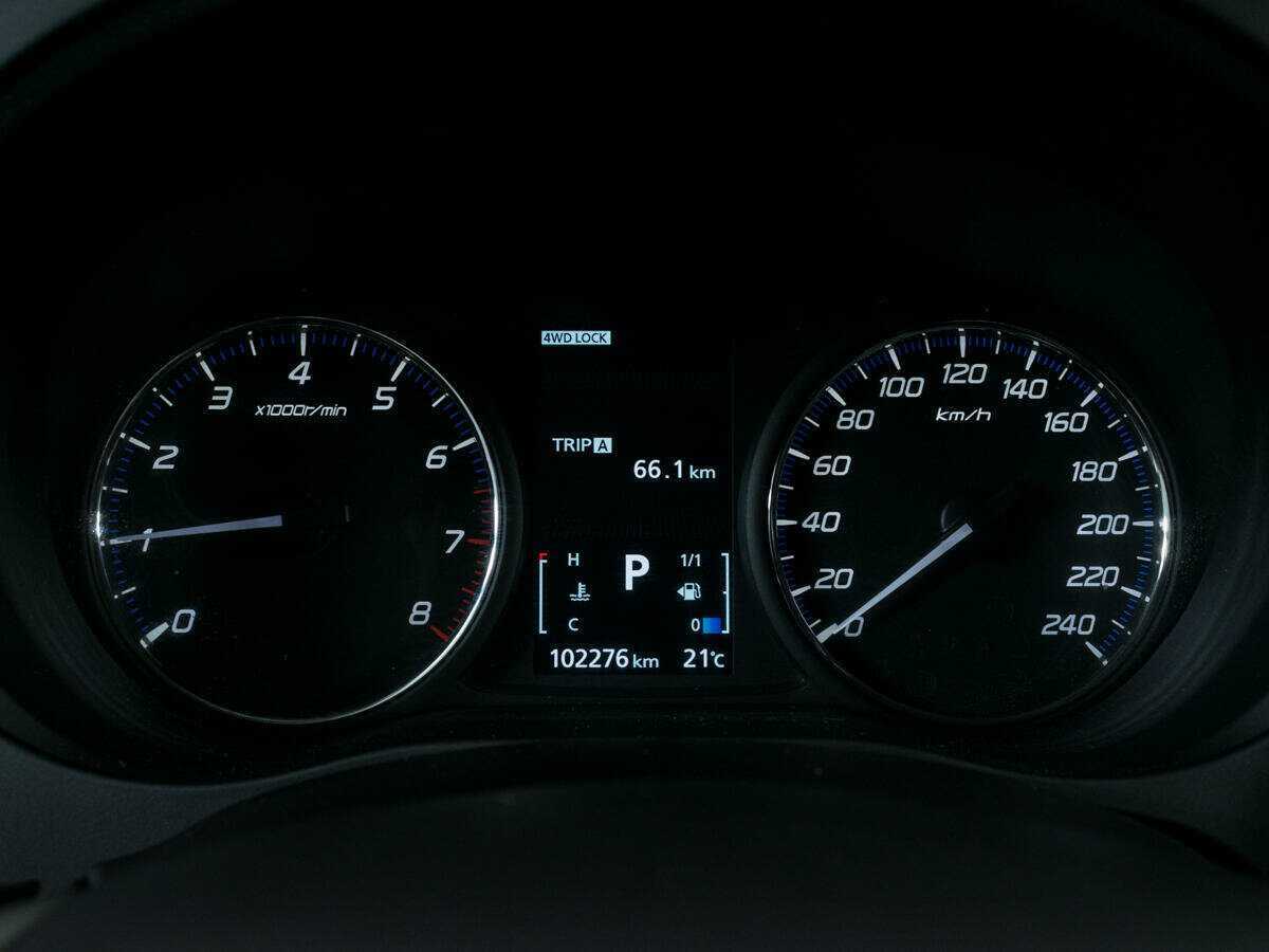 Б/У Митсубиши Оутлэндер 2012 года. Фото: #13