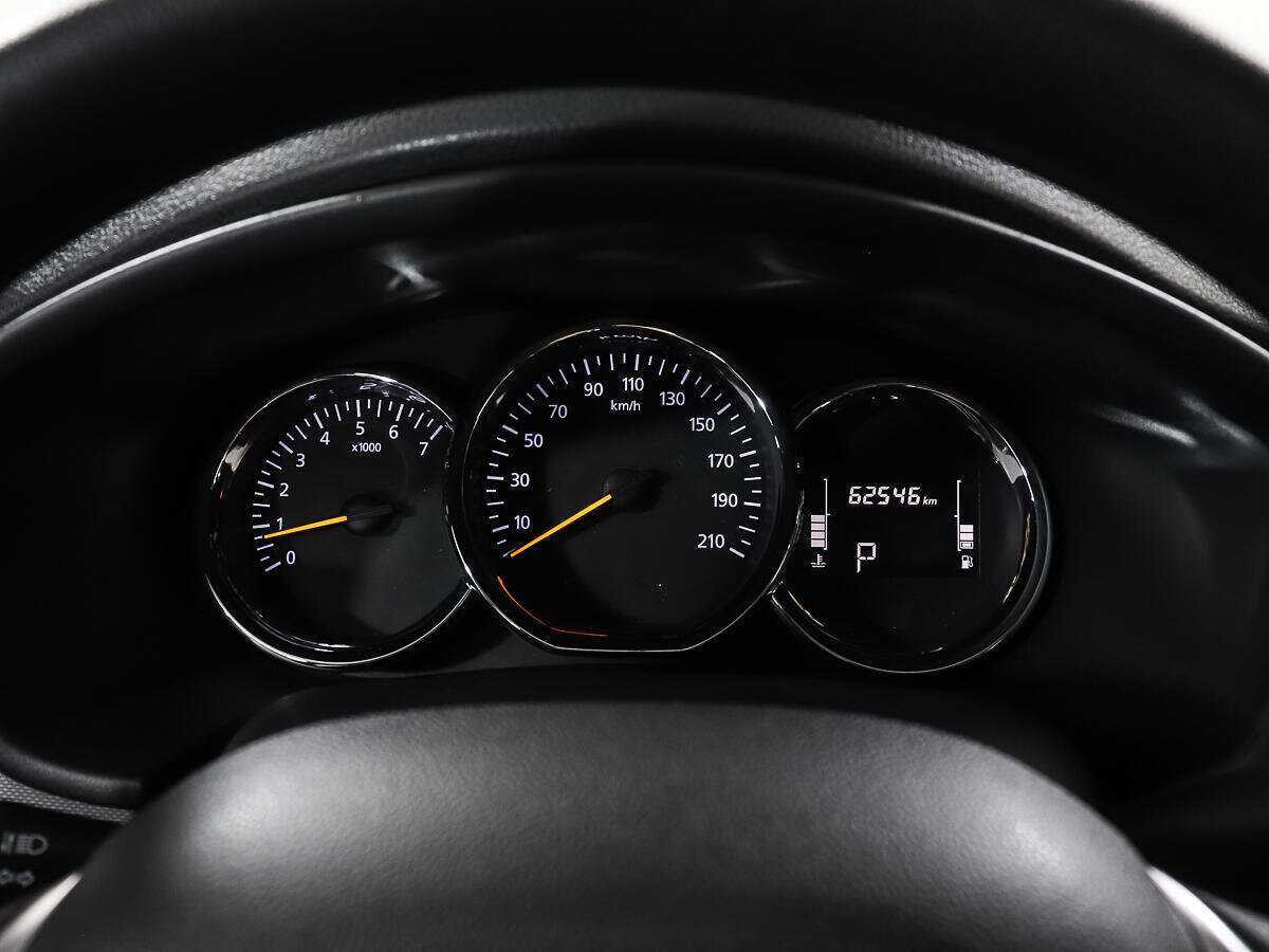 Б/У Рено Логан 2020 года. Фото: #10