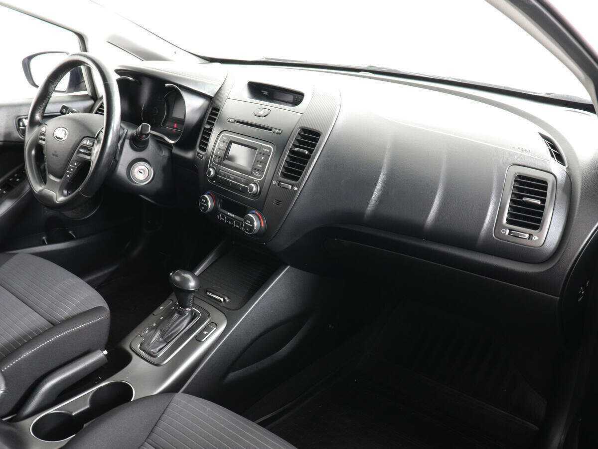 Б/У Киа Церато 2013 года. Фото: #9