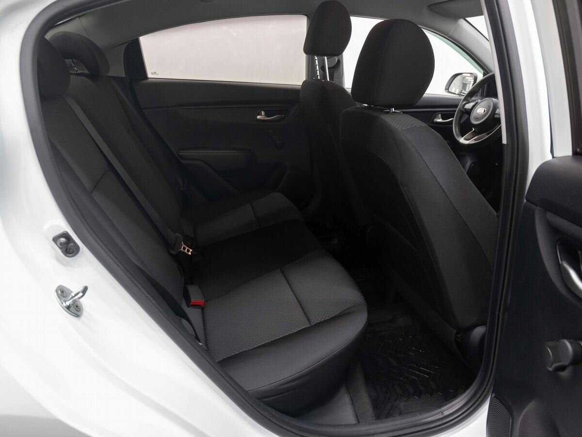 Б/У Киа Рио 2021 года. Фото: #11