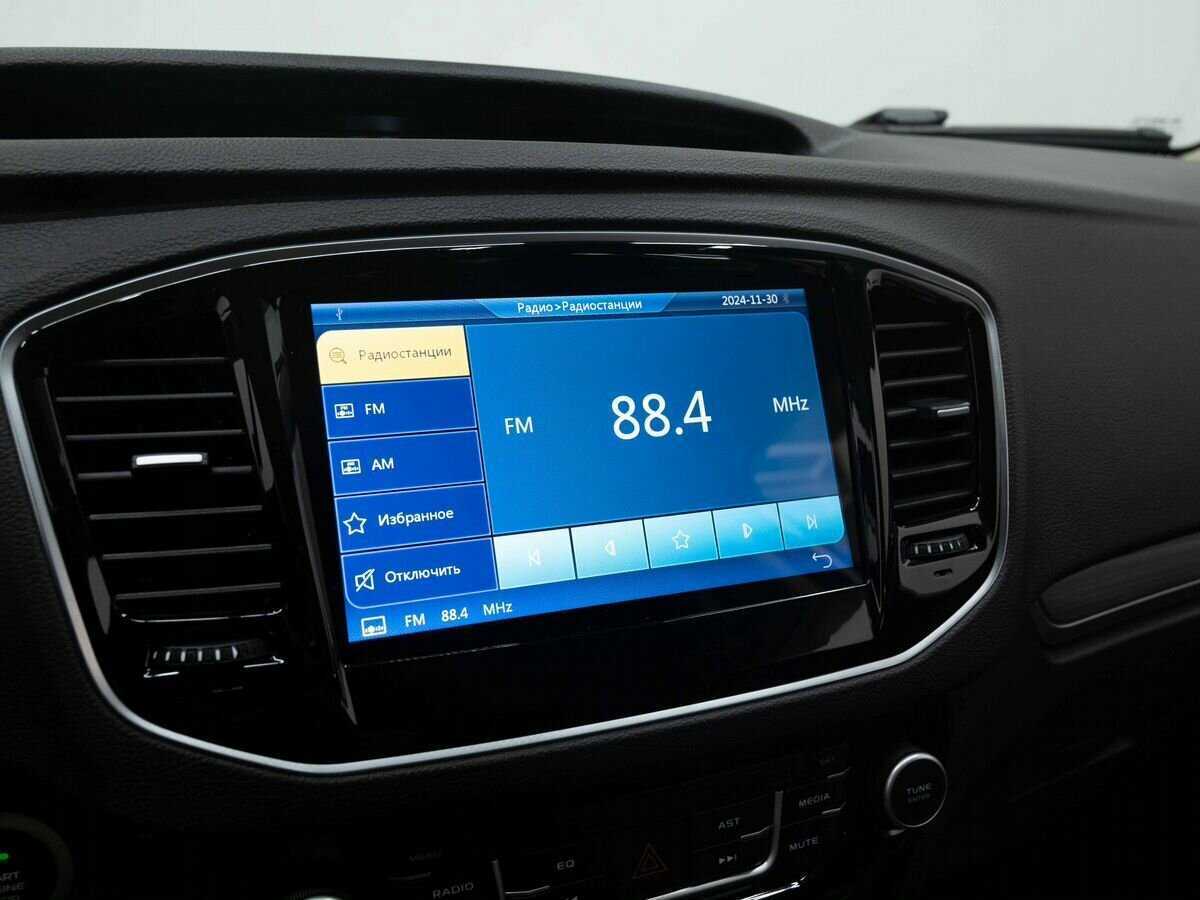 Б/У Джили Эмгранд Икс7 2020 года. Фото: #18