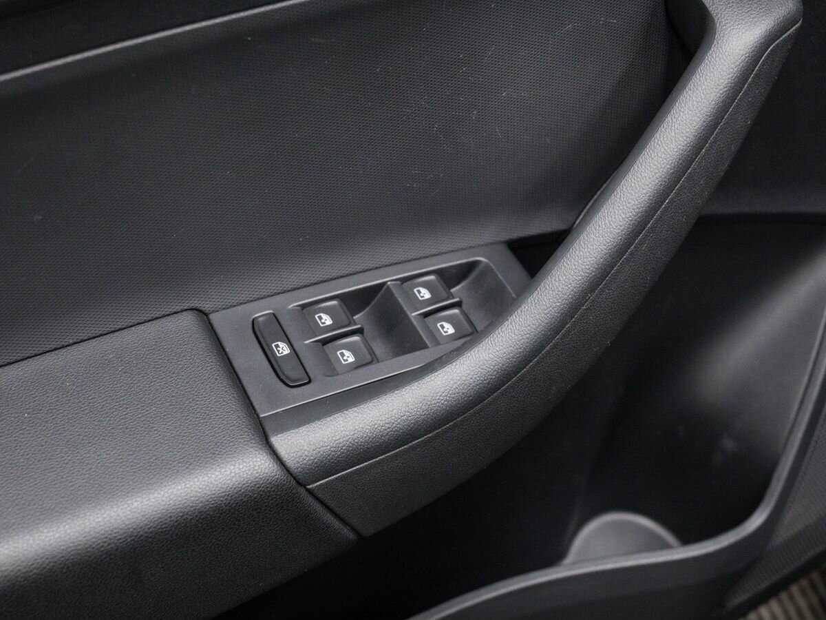 Б/У Шкода Рапид 2022 года. Фото: #14